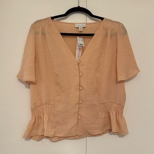Peach Topshop blouse. Size 8. NWT